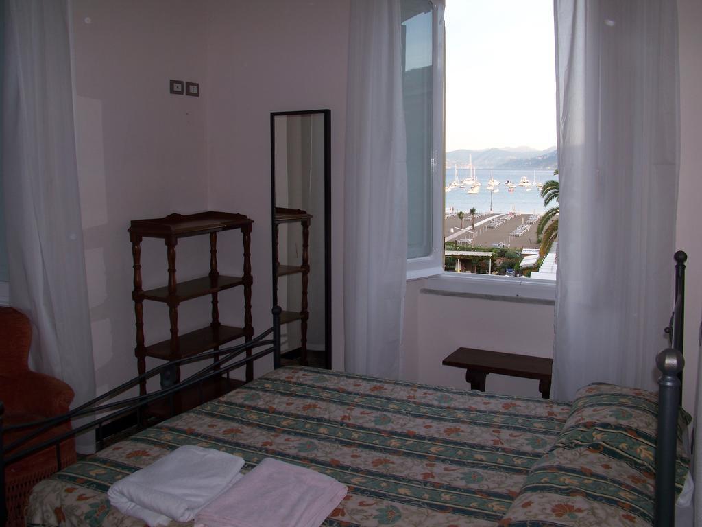 B&B Portobello Σέστρι Λεβάντε Δωμάτιο φωτογραφία